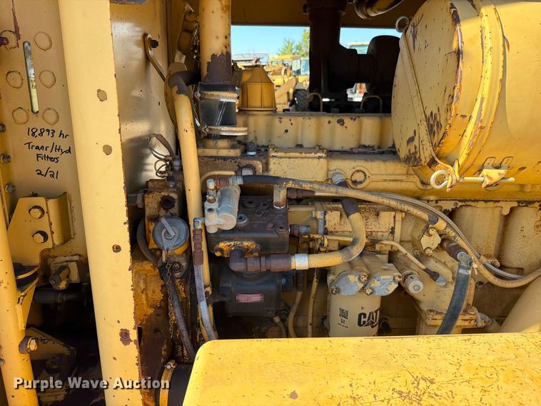 image for item FN5908 1987 Caterpillar 140G motor grader