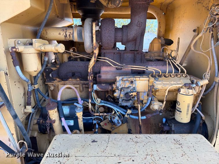 image for item FN5908 1987 Caterpillar 140G motor grader