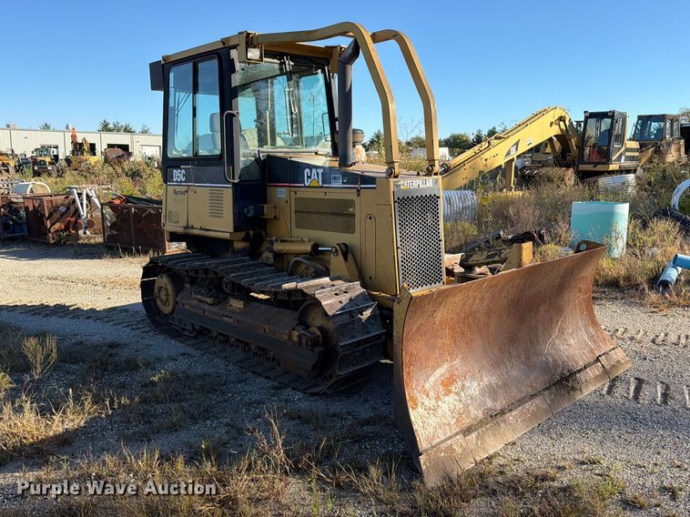 image for item FN5909 2000 Caterpillar D5C dozer