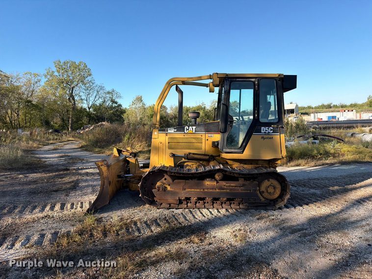 image for item FN5909 2000 Caterpillar D5C dozer