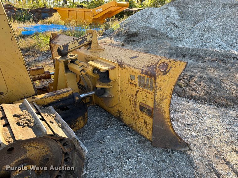 image for item FN5909 2000 Caterpillar D5C dozer