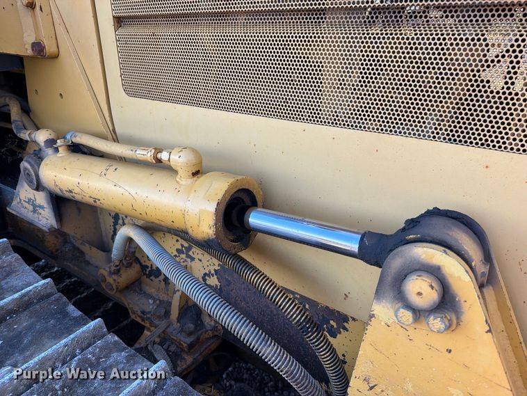 image for item FN5909 2000 Caterpillar D5C dozer
