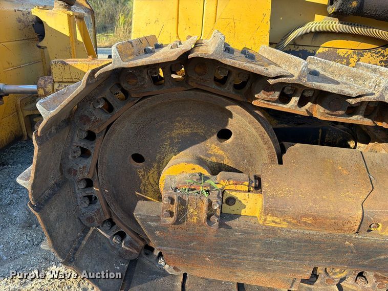 image for item FN5909 2000 Caterpillar D5C dozer