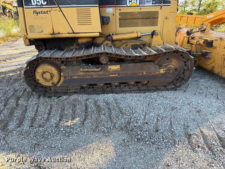 image for item FN5909 2000 Caterpillar D5C dozer