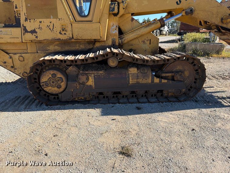 image for item FN5910 1995 Caterpillar 963B dozer
