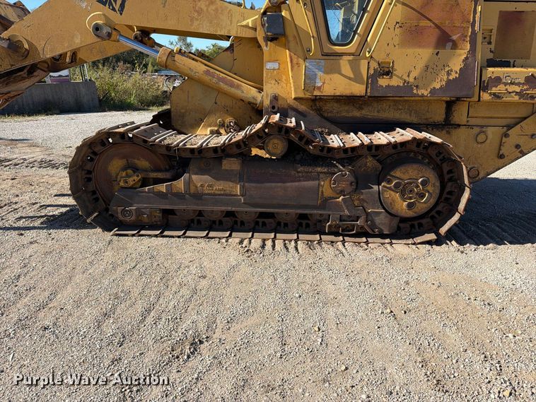image for item FN5910 1995 Caterpillar 963B dozer