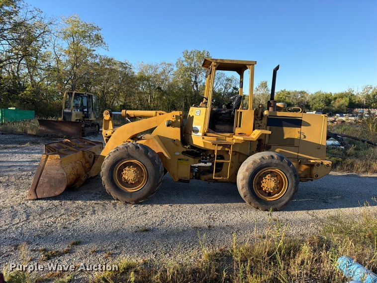 image for item FN5911 1985 Caterpillar 926 wheel loader