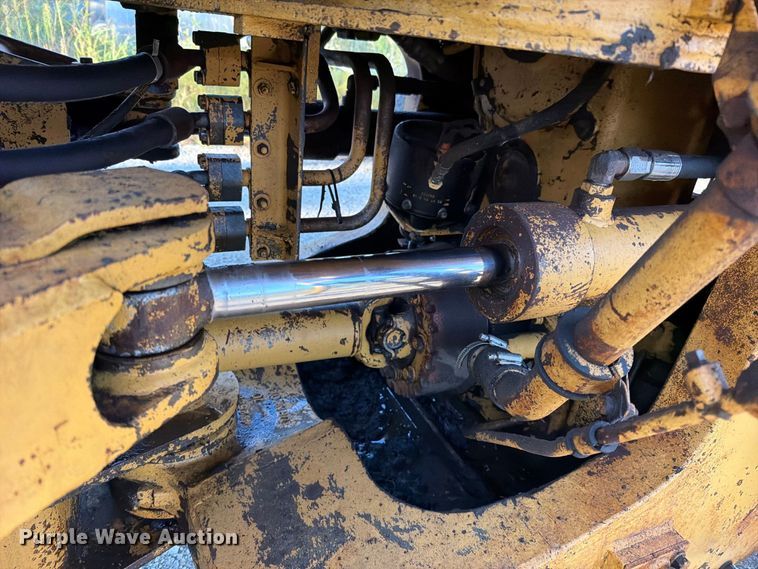 image for item FN5911 1985 Caterpillar 926 wheel loader
