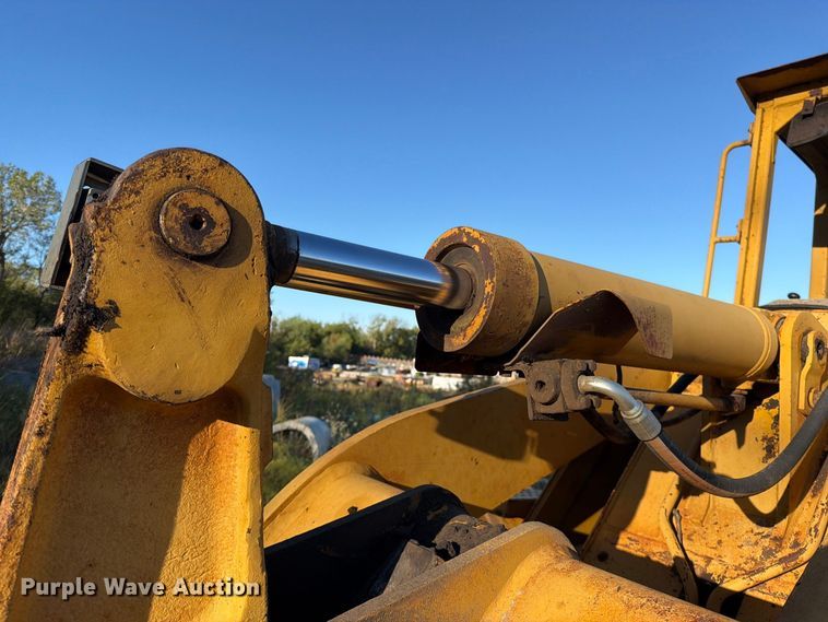 image for item FN5911 1985 Caterpillar 926 wheel loader