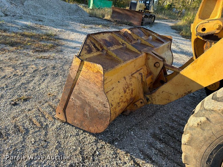 image for item FN5911 1985 Caterpillar 926 wheel loader