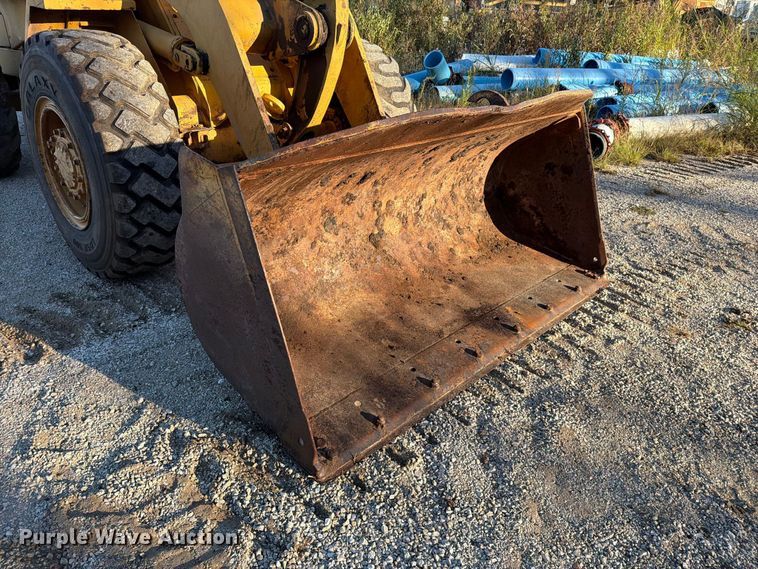 image for item FN5911 1985 Caterpillar 926 wheel loader