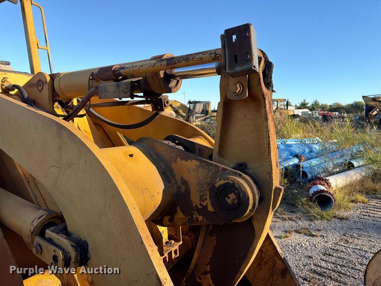 image for item FN5911 1985 Caterpillar 926 wheel loader
