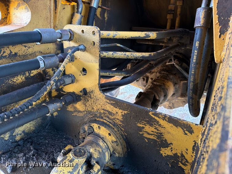 image for item FN5911 1985 Caterpillar 926 wheel loader
