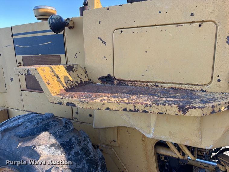 image for item FN5911 1985 Caterpillar 926 wheel loader