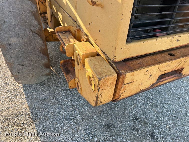 image for item FN5911 1985 Caterpillar 926 wheel loader