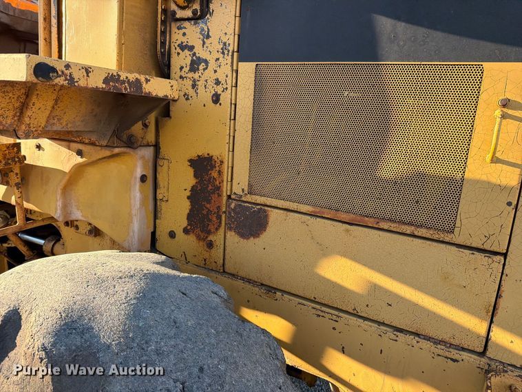 image for item FN5911 1985 Caterpillar 926 wheel loader