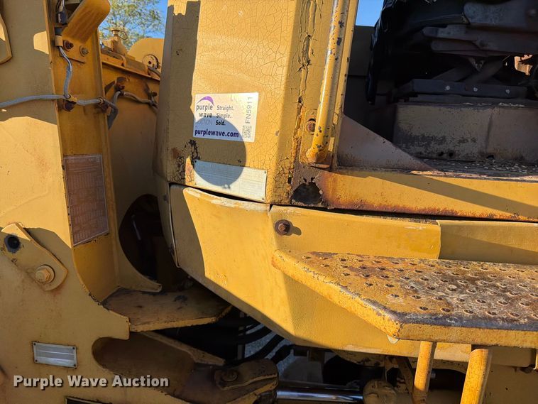 image for item FN5911 1985 Caterpillar 926 wheel loader