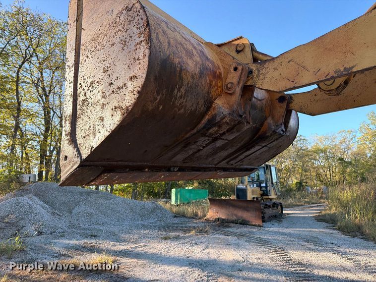 image for item FN5911 1985 Caterpillar 926 wheel loader