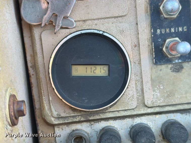 image for item FN5911 1985 Caterpillar 926 wheel loader
