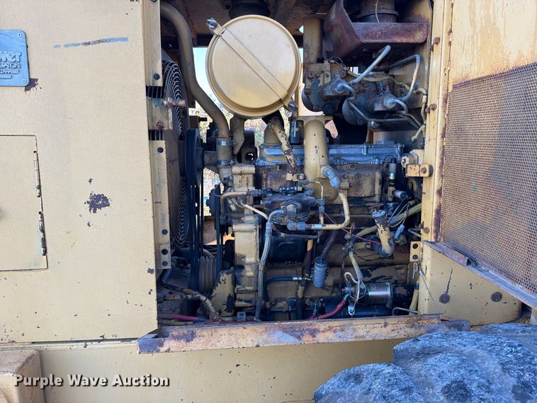 image for item FN5911 1985 Caterpillar 926 wheel loader