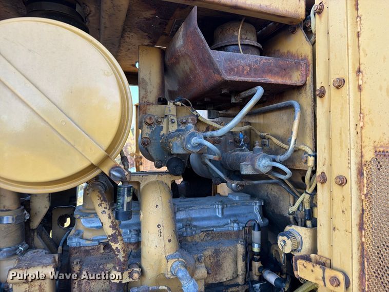 image for item FN5911 1985 Caterpillar 926 wheel loader