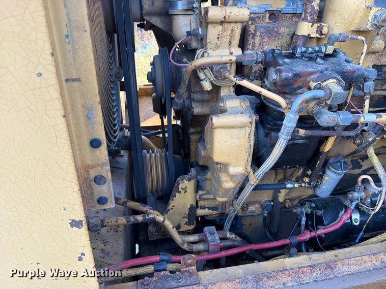 image for item FN5911 1985 Caterpillar 926 wheel loader