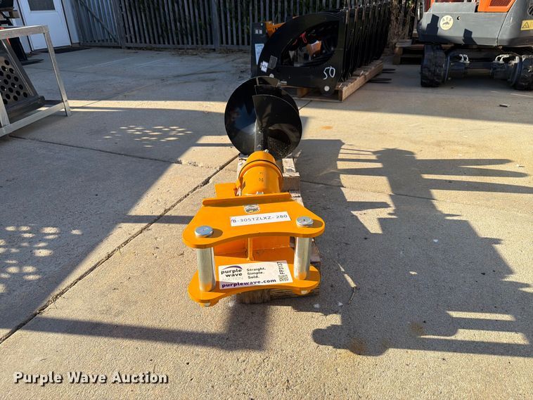 image for item FP3137 Mini excavator auger