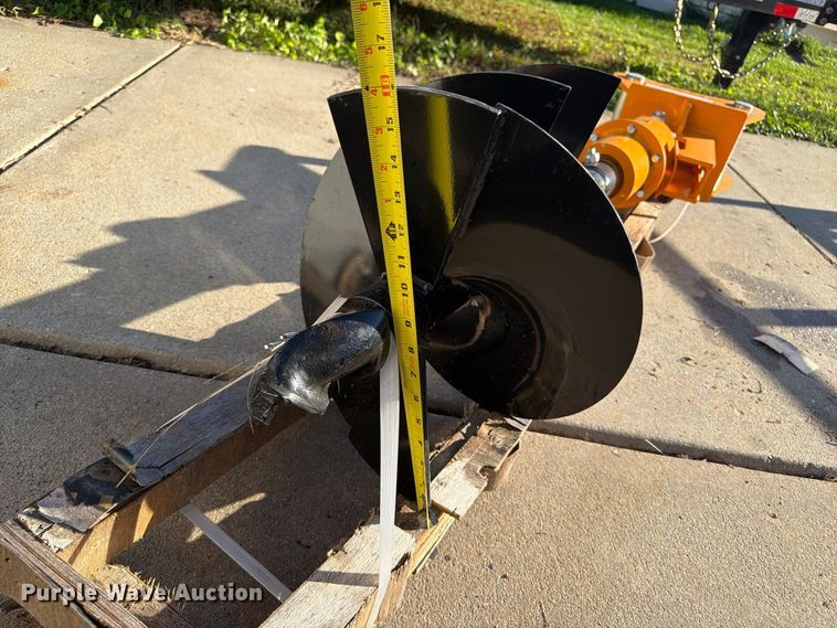 image for item FP3137 Mini excavator auger