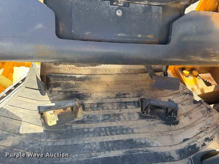 image for item FP4073 2008 John Deere 850JX pipelayer