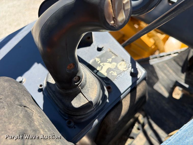 image for item FP4073 2008 John Deere 850JX pipelayer