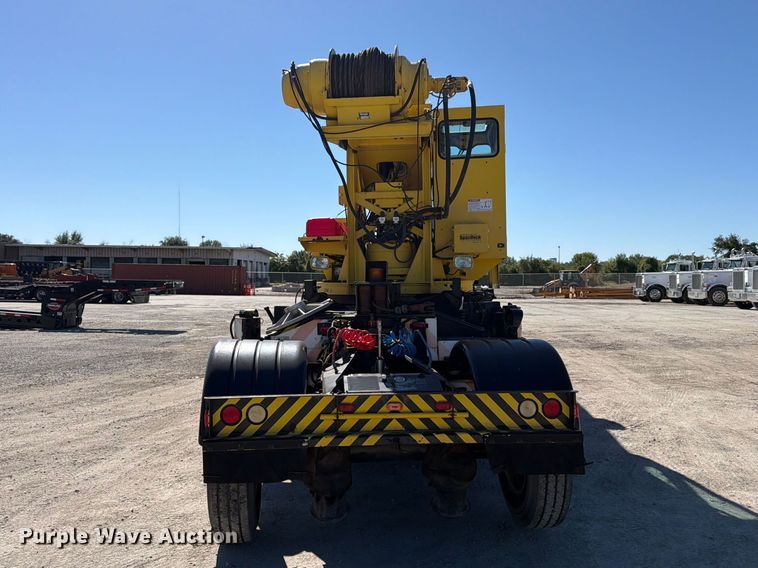 image for item FP4074 1996 Freightliner crane truck