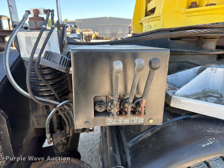 image for item FP4074 1996 Freightliner crane truck