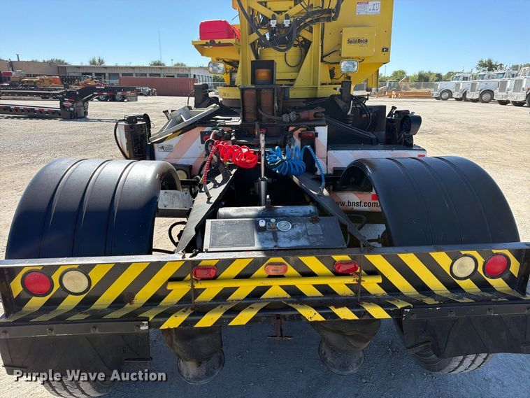 image for item FP4074 1996 Freightliner crane truck