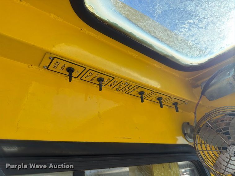 image for item FP4074 1996 Freightliner crane truck