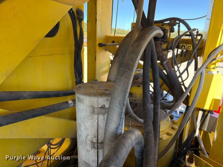 image for item FP4074 1996 Freightliner crane truck
