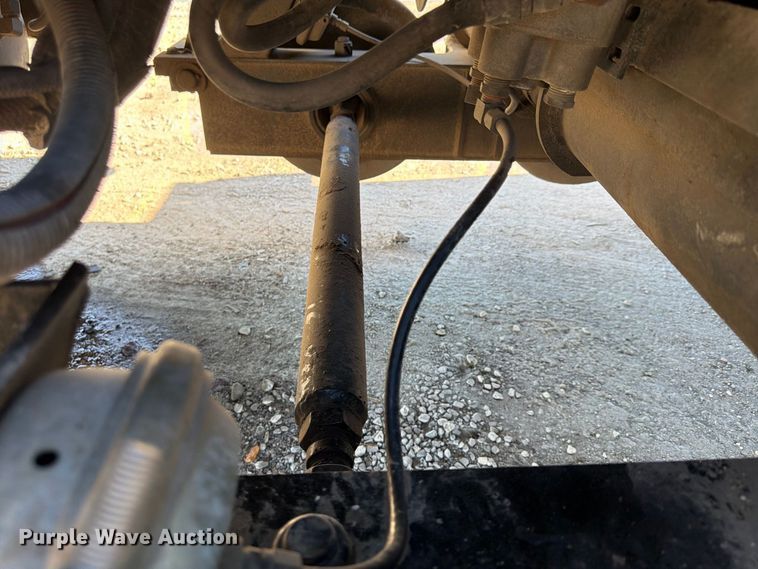 image for item FP4074 1996 Freightliner crane truck