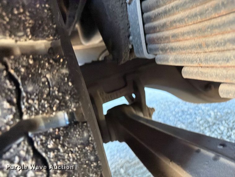 image for item FP4074 1996 Freightliner crane truck