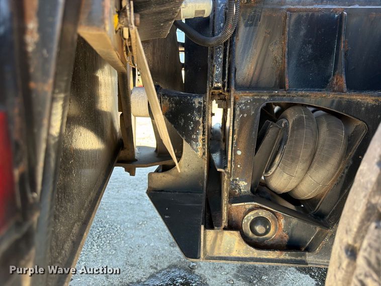 image for item FP4074 1996 Freightliner crane truck
