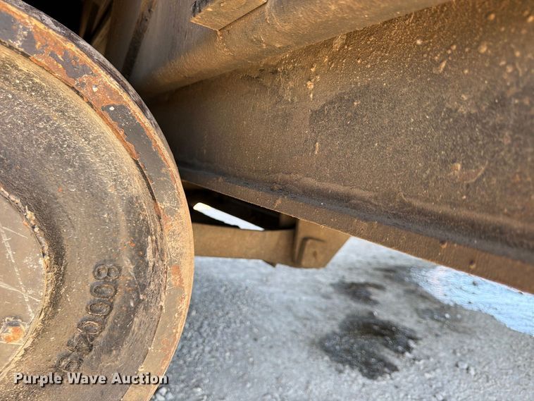 image for item FP4074 1996 Freightliner crane truck