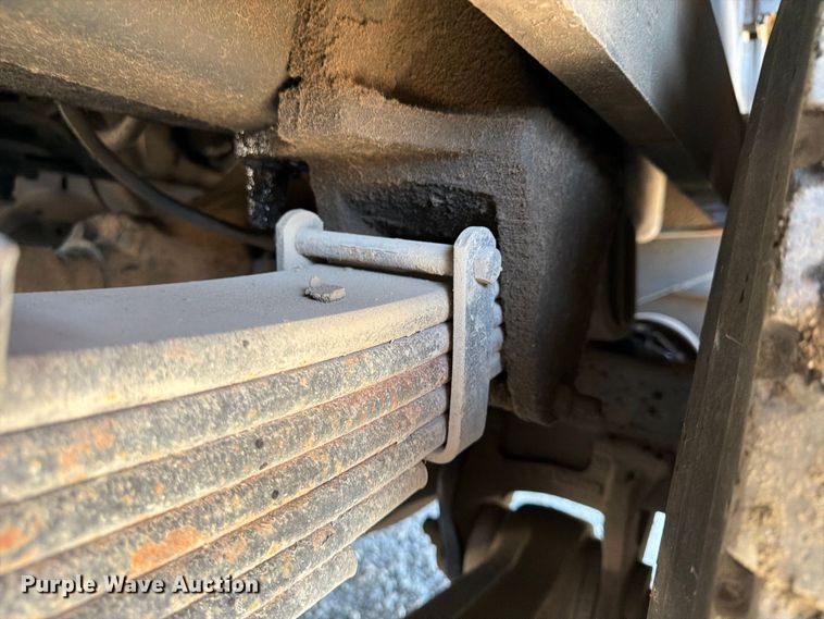 image for item FP4074 1996 Freightliner crane truck