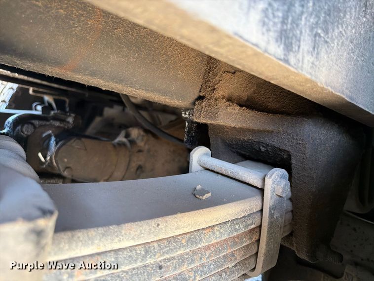image for item FP4074 1996 Freightliner crane truck