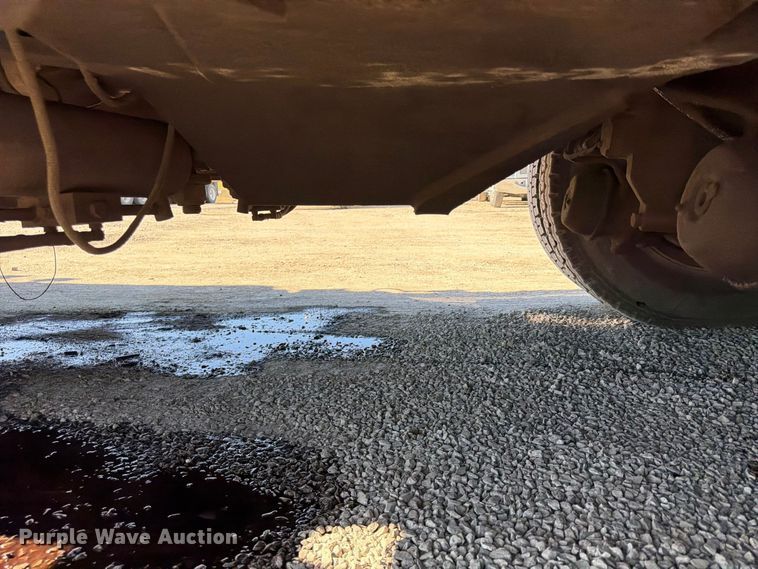 image for item FP4074 1996 Freightliner crane truck