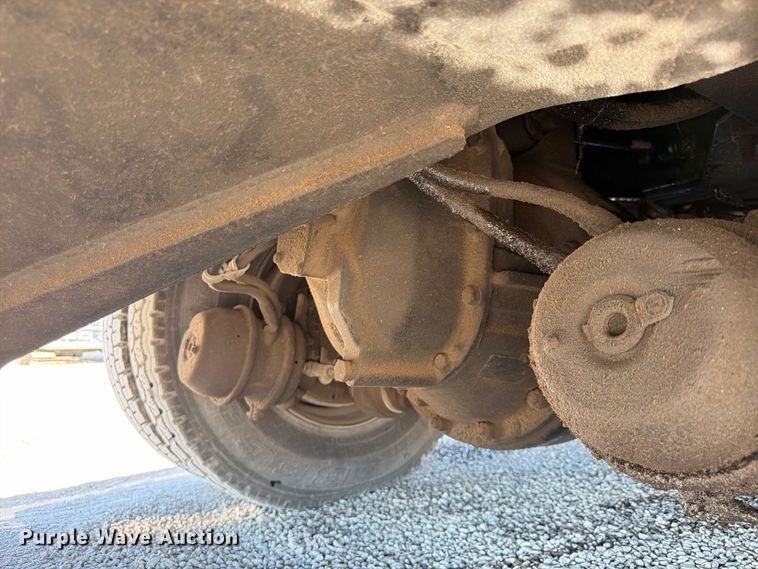 image for item FP4074 1996 Freightliner crane truck