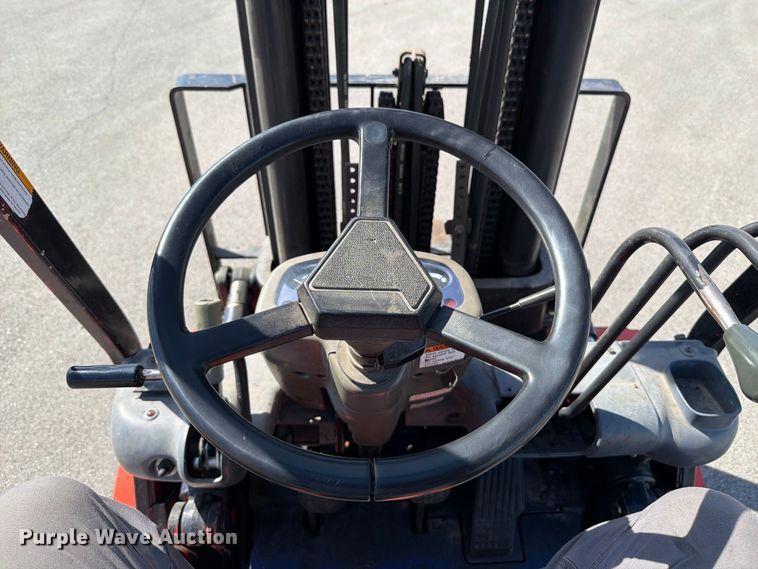 image for item FT6398 1998 Kalmar P60BX forklift