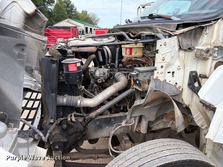 image for item FT6404 2000 Ford F650 Super Duty XL dump truck