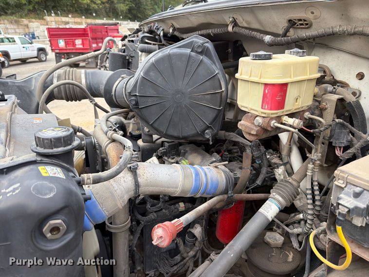 image for item FT6405 2006 Ford F650 Super Duty dump truck