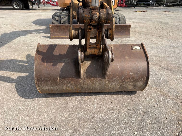 image for item FT6408 2014 Case CX55B mini excavator