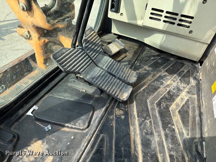 image for item FT6408 2014 Case CX55B mini excavator