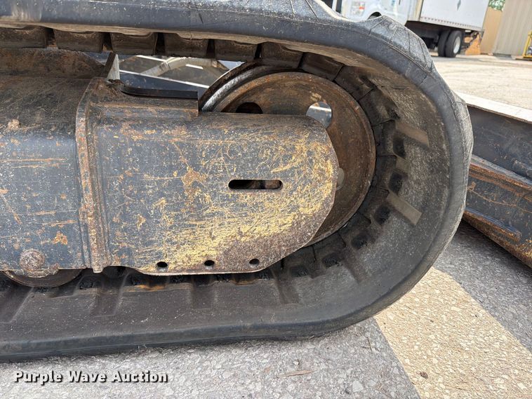 image for item FT6408 2014 Case CX55B mini excavator
