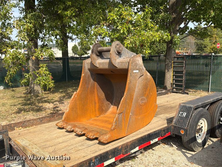 image for item FT6410 Strickland CX 350 excavator bucket
